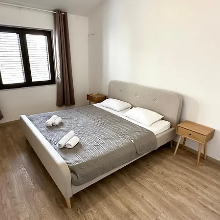 Ferienhaus Kamelija *